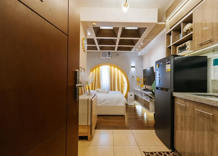 Golden Luxe Staycation 4* Manila